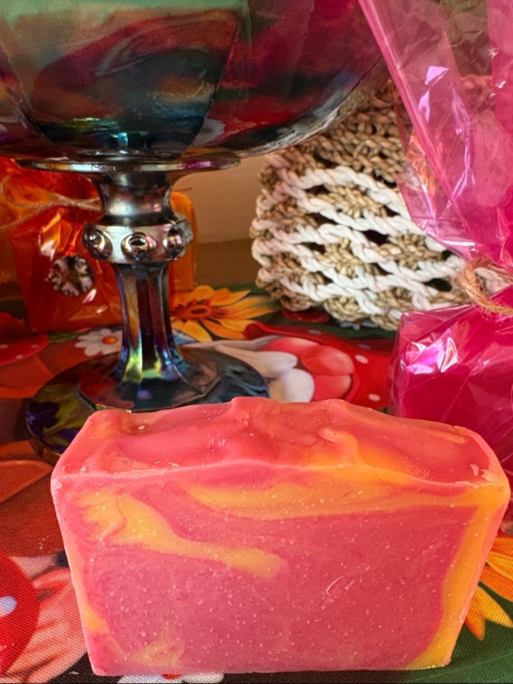 HANDMADE ORGANIC 🍋RASPBERRY LEMONADE SOAP BATH 4-5oz BARS - Picture 4 of 6